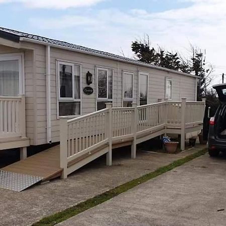 Privately Owned Stunning Caravan Seawick Holiday Park St Osyth Jaywick Sands Екстер'єр фото