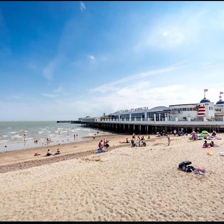 Privately Owned Stunning Caravan Seawick Holiday Park St Osyth Jaywick Sands Екстер'єр фото