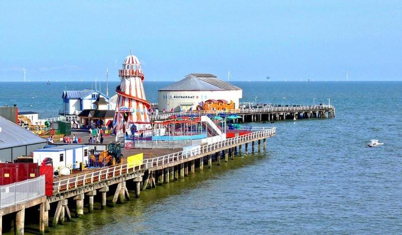 Privately Owned Stunning Caravan Seawick Holiday Park St Osyth Jaywick Sands Екстер'єр фото