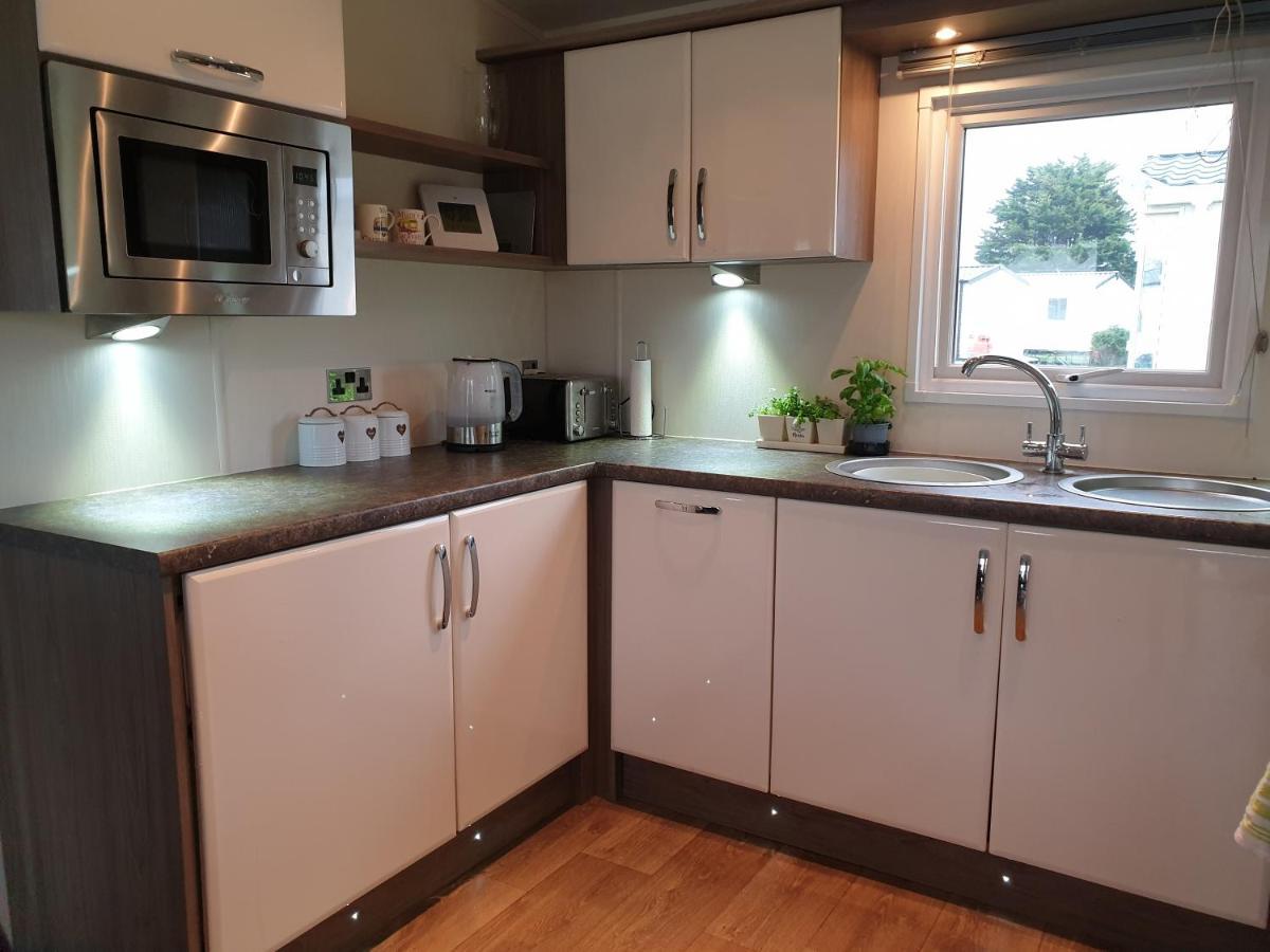 Privately Owned Stunning Caravan Seawick Holiday Park St Osyth Jaywick Sands Екстер'єр фото