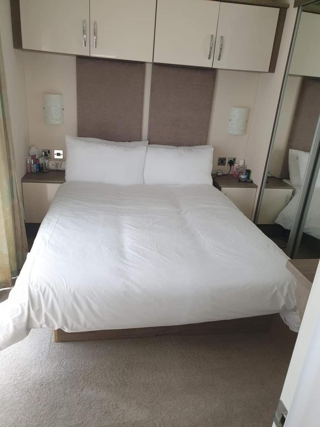 Privately Owned Stunning Caravan Seawick Holiday Park St Osyth Jaywick Sands Екстер'єр фото